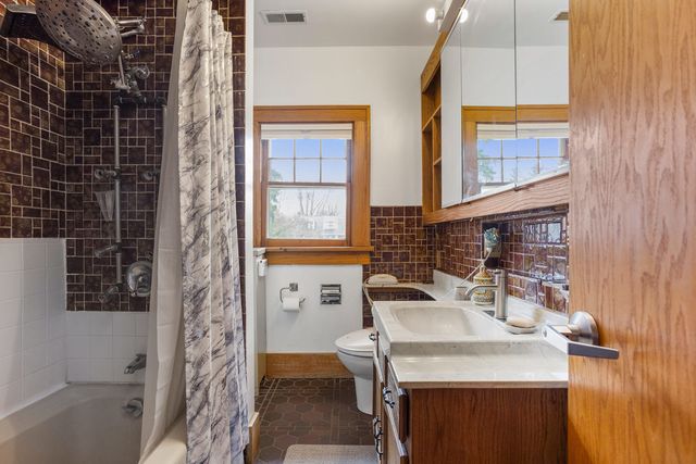 303 W Michigan Avenue, Urbana, IL 61801