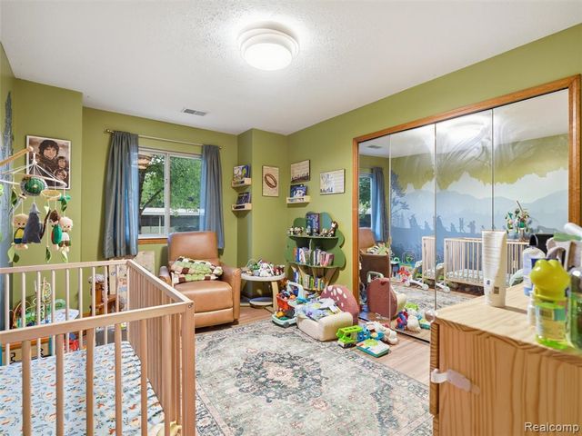45849 Wildrye Court 4, Van Buren Twp, MI 48111