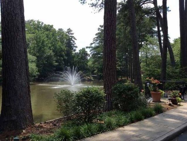 33 Plantation Drive NE B, Atlanta, GA 30324