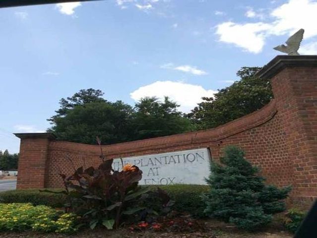 33 Plantation Drive NE B, Atlanta, GA 30324