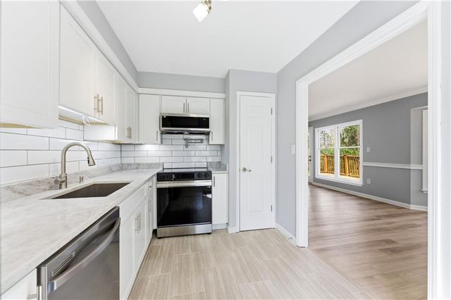 33 Plantation Drive NE B, Atlanta, GA 30324