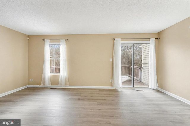 607 KNOLLWOOD CT, Stafford, VA 22554