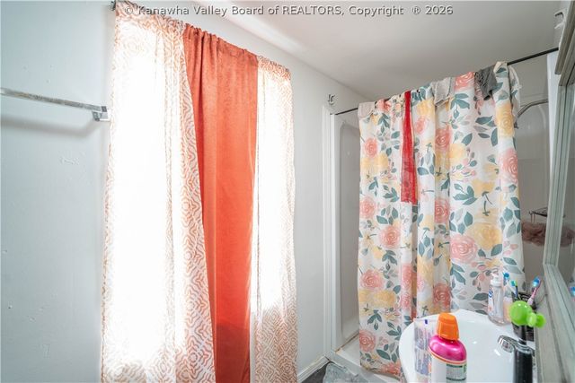 512 19th Street, Dunbar, WV 25064