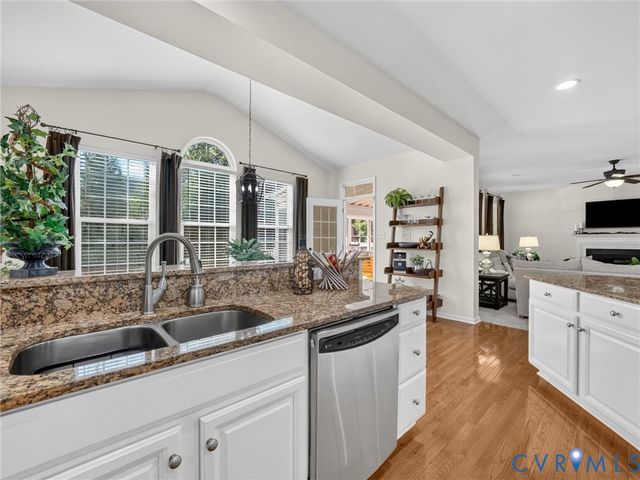 4926 Amberwell Pl, Glen Allen, VA 23059