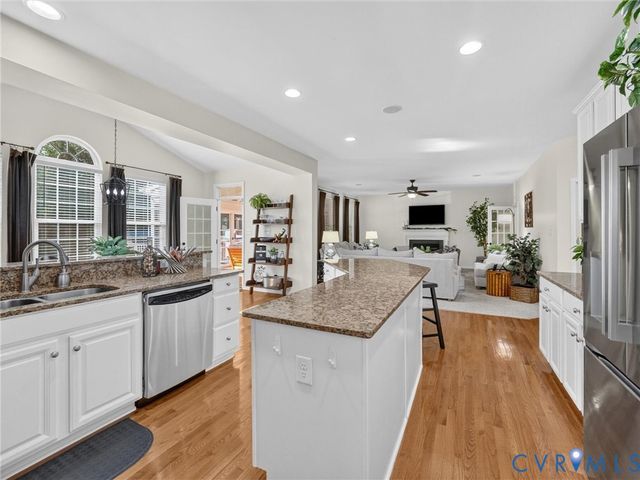 4926 Amberwell Pl, Glen Allen, VA 23059