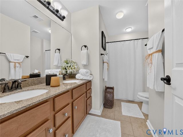 4926 Amberwell Pl, Glen Allen, VA 23059