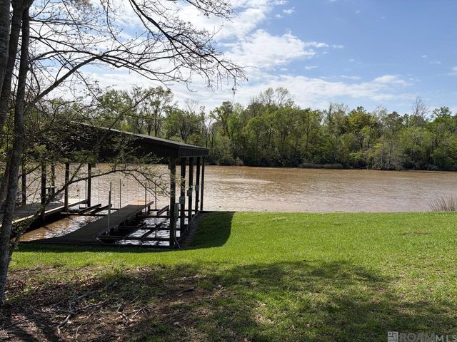 21967 Waterfront East Dr, Maurepas, LA 70449