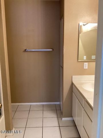 39225 10th Street Unit A, Palmdale, CA 93551