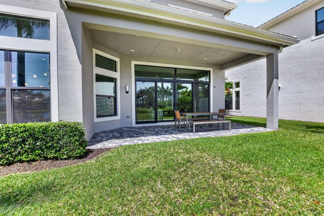 17358 Santaluce Manor, Boca Raton, FL 33496