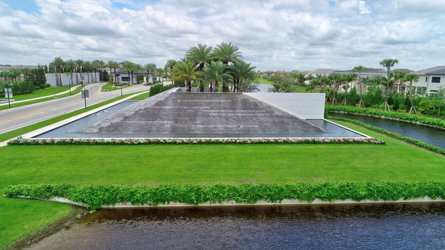 17358 Santaluce Manor, Boca Raton, FL 33496