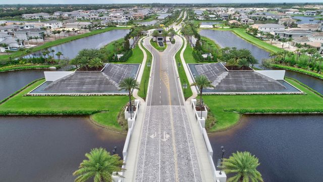 17358 Santaluce Manor, Boca Raton, FL 33496