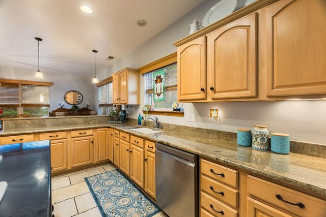 4301 Sunningdale Avenue NE, Albuquerque, NM 87110