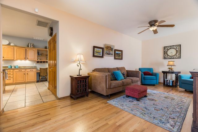 4301 Sunningdale Avenue NE, Albuquerque, NM 87110