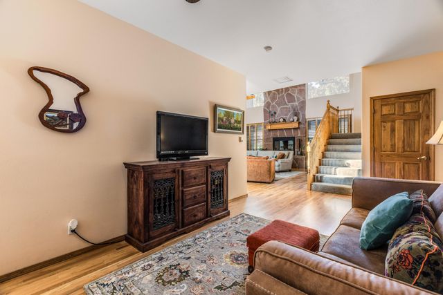 4301 Sunningdale Avenue NE, Albuquerque, NM 87110