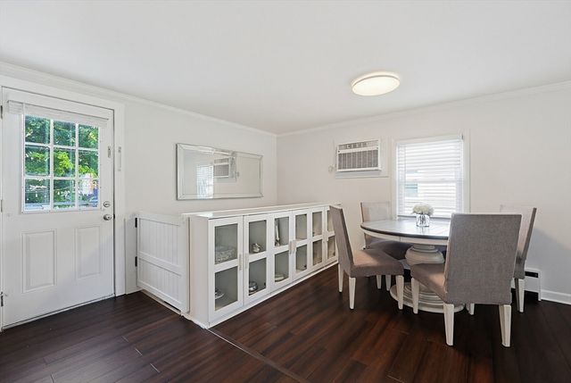 23 Kosciusko St, Peabody, MA 01960
