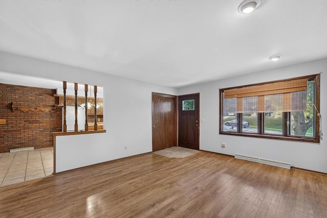 1424 Jefferson STREET, West Bend, WI 53090