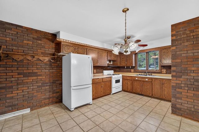 1424 Jefferson STREET, West Bend, WI 53090