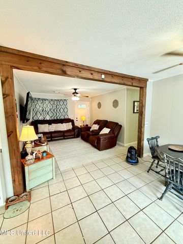 722 Cherokee Lane, Grenada, MS 38901