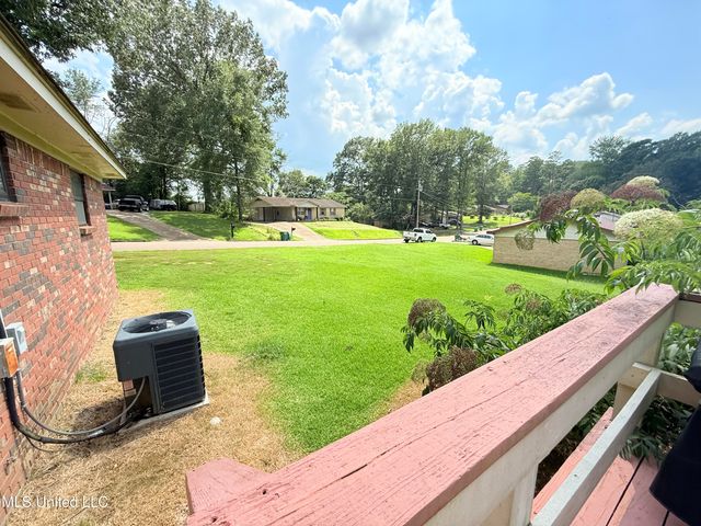 722 Cherokee Lane, Grenada, MS 38901