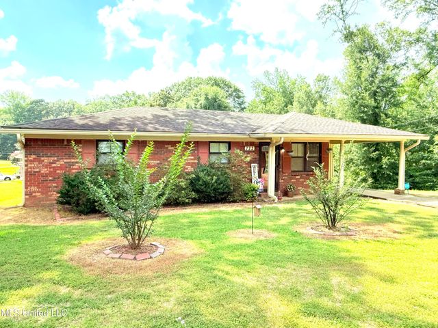 722 Cherokee Lane, Grenada, MS 38901