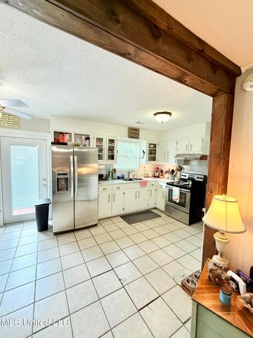 722 Cherokee Lane, Grenada, MS 38901