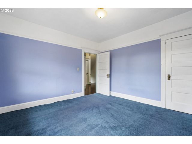 4723 Se TAYLOR St, Portland, OR 97215