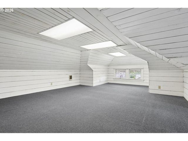 4723 Se TAYLOR St, Portland, OR 97215