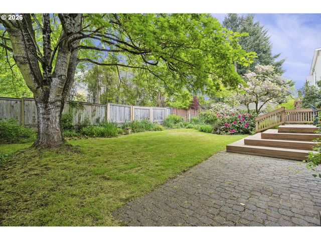 4723 Se TAYLOR St, Portland, OR 97215