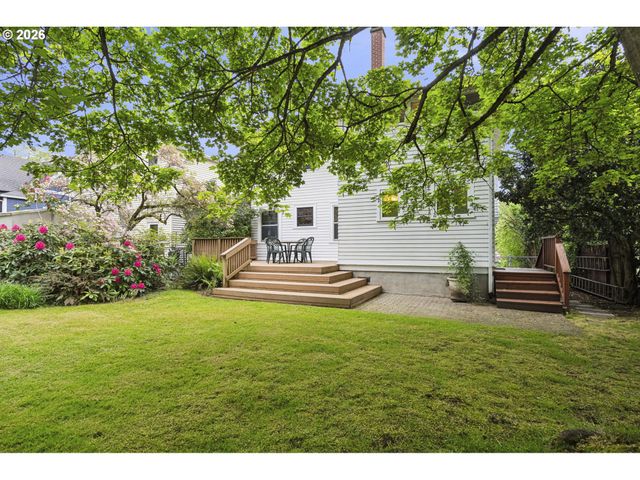 4723 Se TAYLOR St, Portland, OR 97215