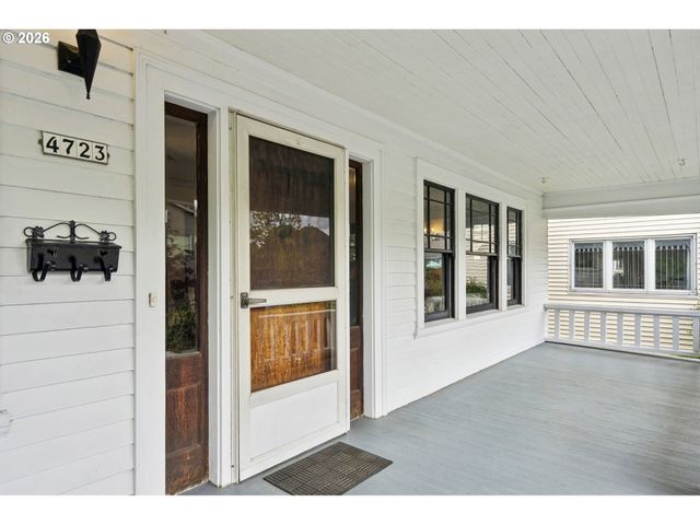 4723 Se TAYLOR St, Portland, OR 97215