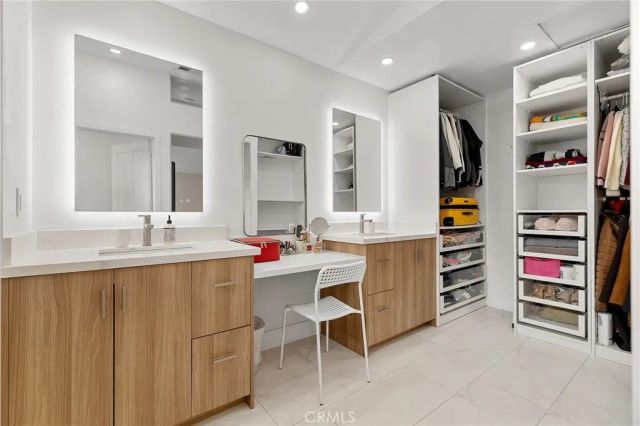 2116 Sun Ridge Cir, Chino Hills, CA 91709