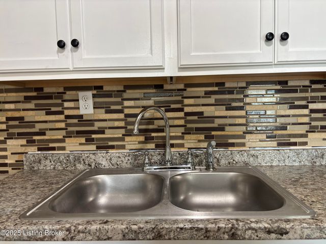 1200 Tennessee Ave, Louisville, KY 40208