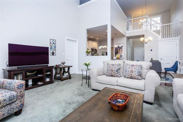 2589 Oxford Circle, Ann Arbor, MI 48103