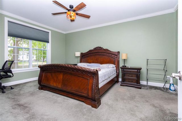 2589 Oxford Circle, Ann Arbor, MI 48103