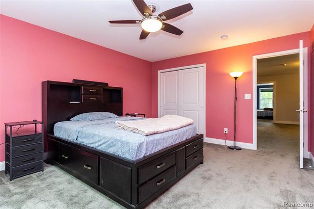 2589 Oxford Circle, Ann Arbor, MI 48103