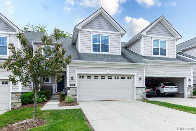 2589 Oxford Circle, Ann Arbor, MI 48103