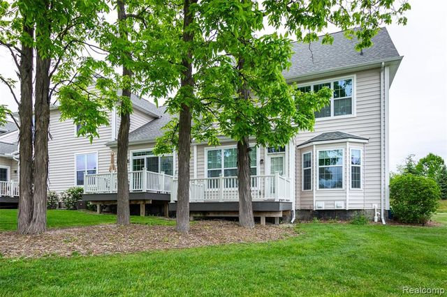 2589 Oxford Circle, Ann Arbor, MI 48103