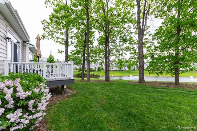 2589 Oxford Circle, Ann Arbor, MI 48103