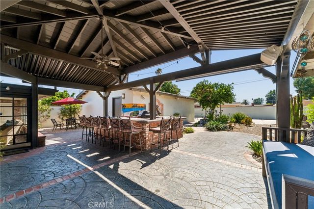 8519 Winnetka Avenue, Winnetka, CA 91306