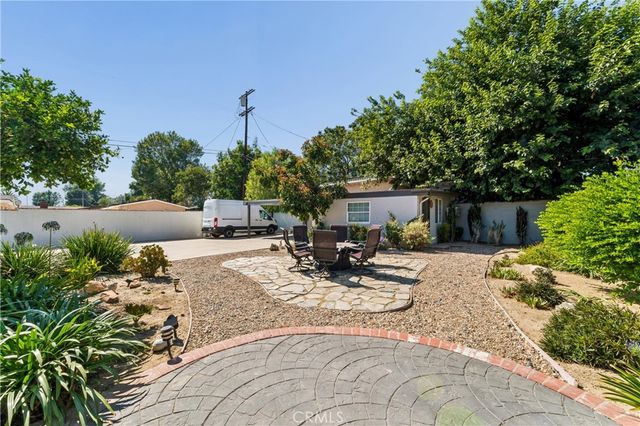 8519 Winnetka Avenue, Winnetka, CA 91306