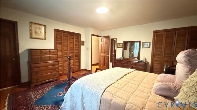 5511 Buxton Ct, Chester, VA 23831