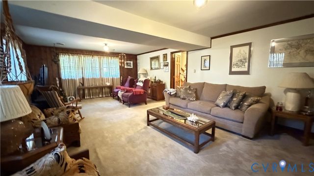 5511 Buxton Ct, Chester, VA 23831