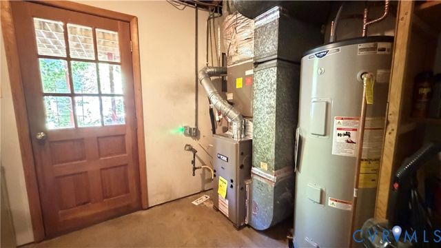5511 Buxton Ct, Chester, VA 23831