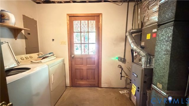 5511 Buxton Ct, Chester, VA 23831