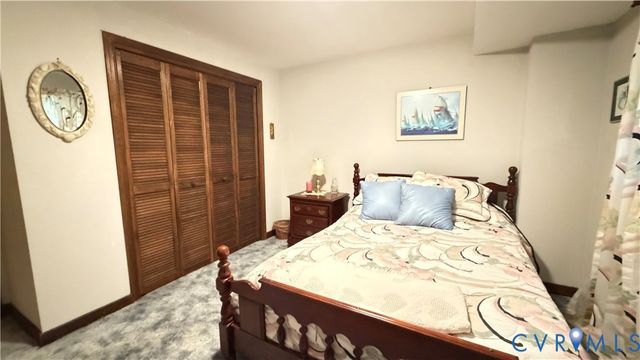 5511 Buxton Ct, Chester, VA 23831