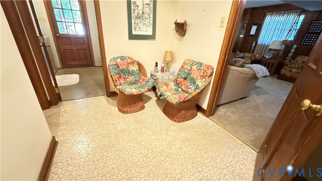 5511 Buxton Ct, Chester, VA 23831