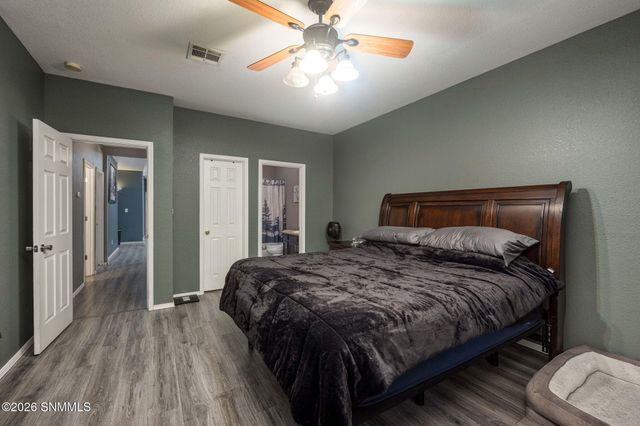 1261 S Espina Street, Las Cruces, NM 88001