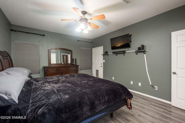 1261 S Espina Street, Las Cruces, NM 88001