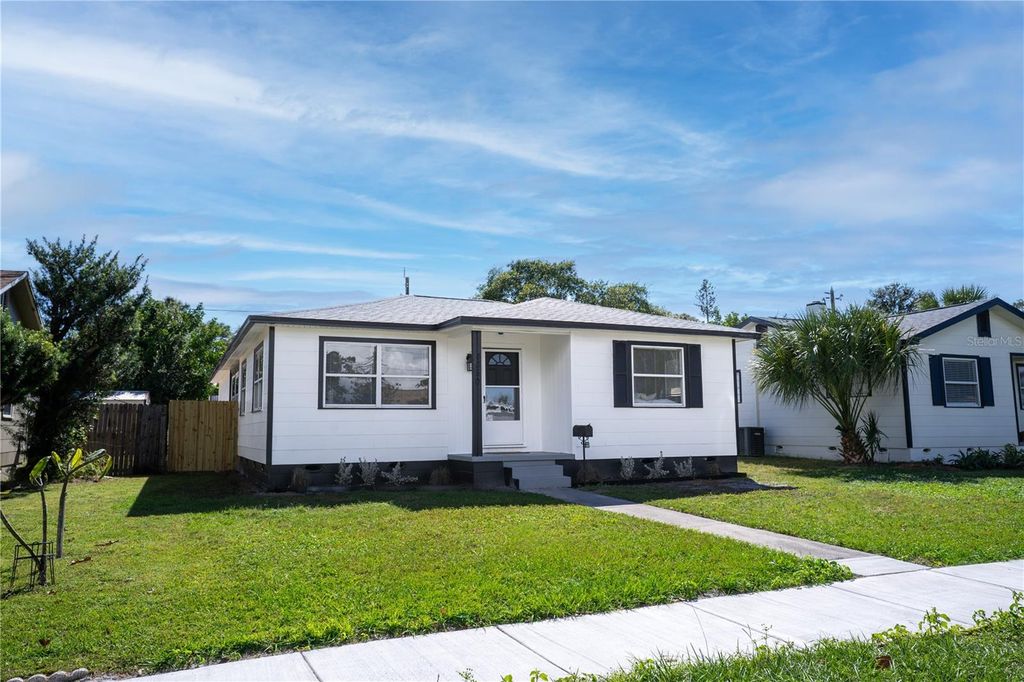4350 2ND AVENUE S, St Petersburg, FL 33711