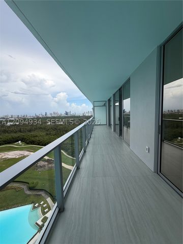 2411 Laguna Cir 2408, Miami, FL 33181